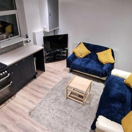 Sapphire Strathnairn Apartment Cardiff Exterior photo